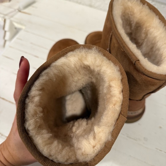 UGG Tan Sheepskin Boots - Picture 3 of 8